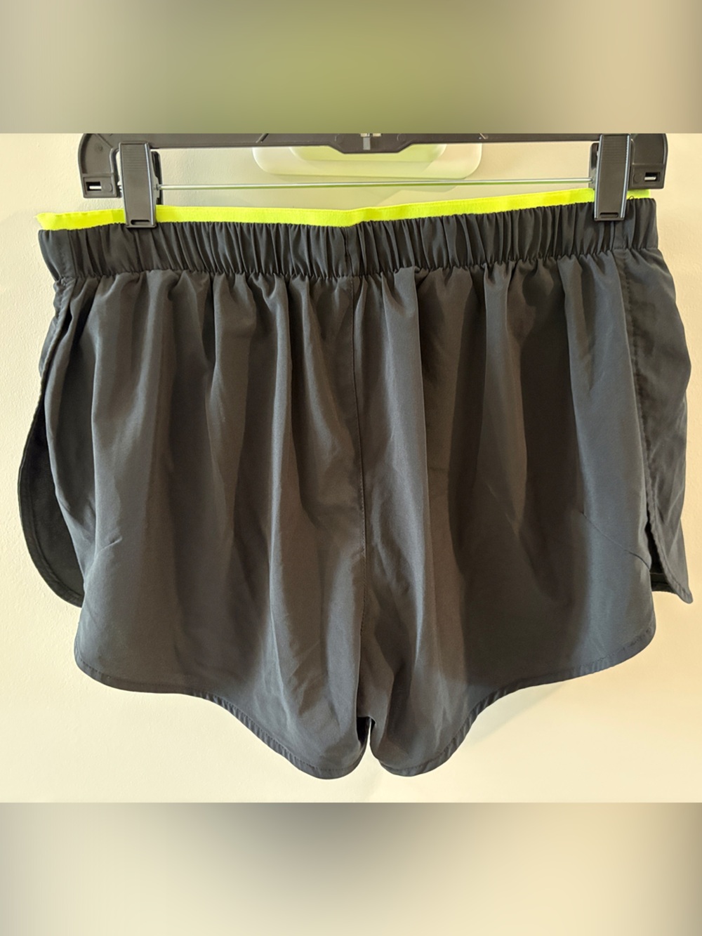 Nike Black with Volt Trim Running Skort - Picture 3 of 4
